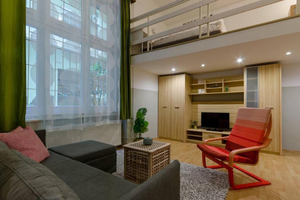 De Lux Studio Apartment In Historical Quarters Budapeşte Dış mekan fotoğraf